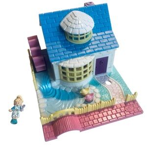 Vintage 1994 Bluebird Toy Polly Pocket Grandma's Cottage With Doll